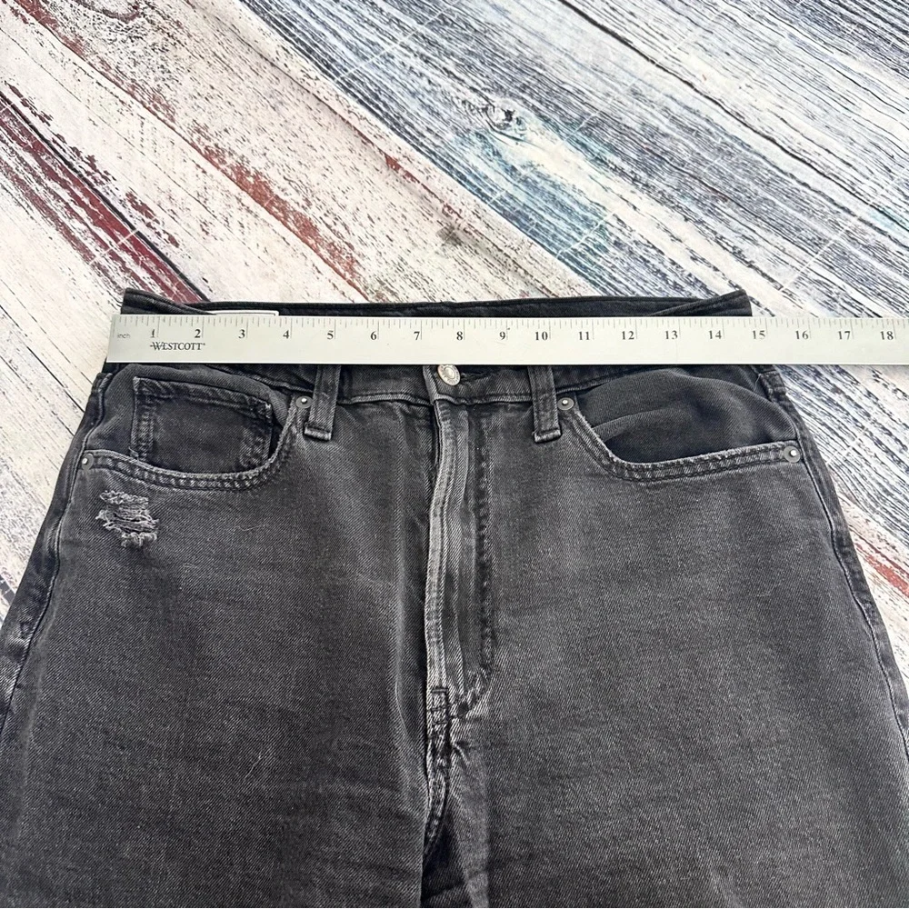 GAP 90’s Loose High Rise in Washed Black Women’s Jeans